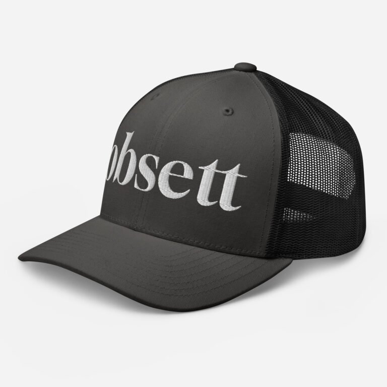 Gorra antracita estilo trucker obsett classic bordado vista izquierda dos (Logo blanco nombre)